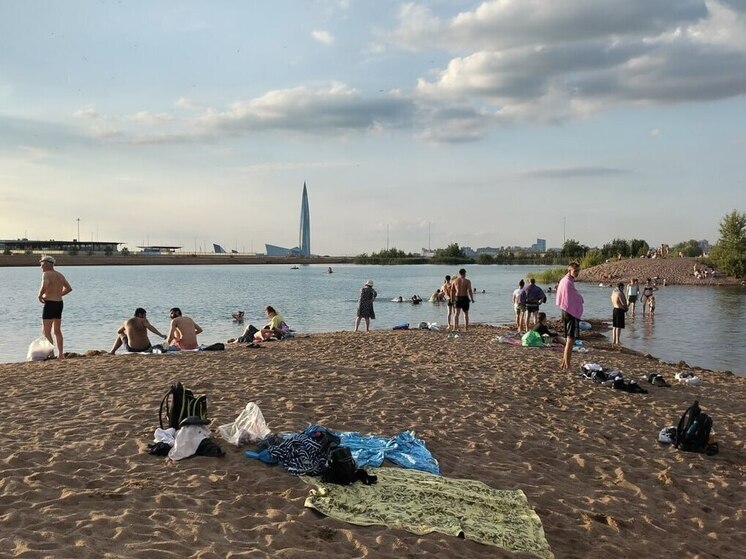 Все пляжи Петербурга признали опасными для купания