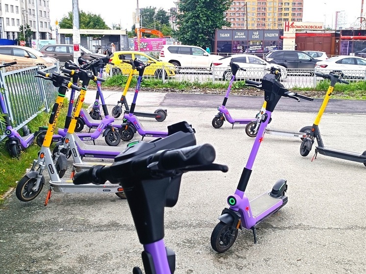 В Екатеринбурге самокатчик сломал ногу 11-летнему мальчику и скрылся