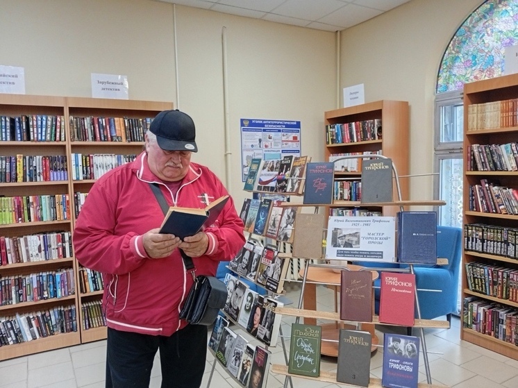В Протвино прошла выставка «Мастер «городской» прозы»