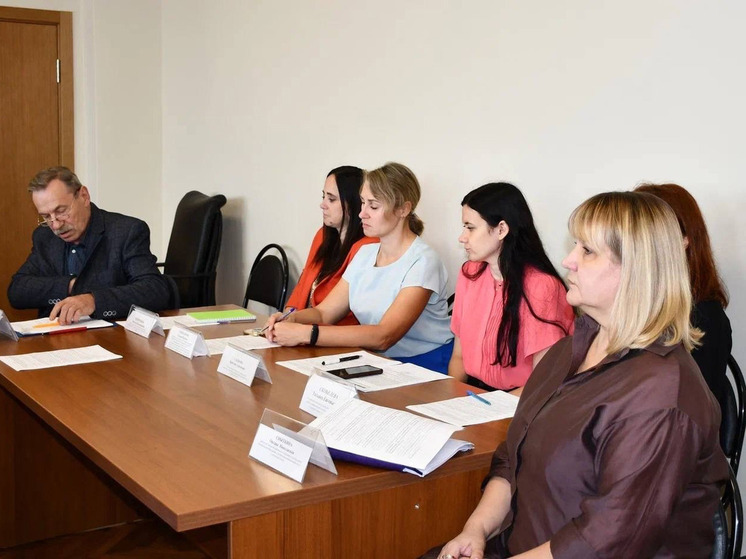 В Смоленском районе обсудили вопросы безопасности в школах и готовность к зиме