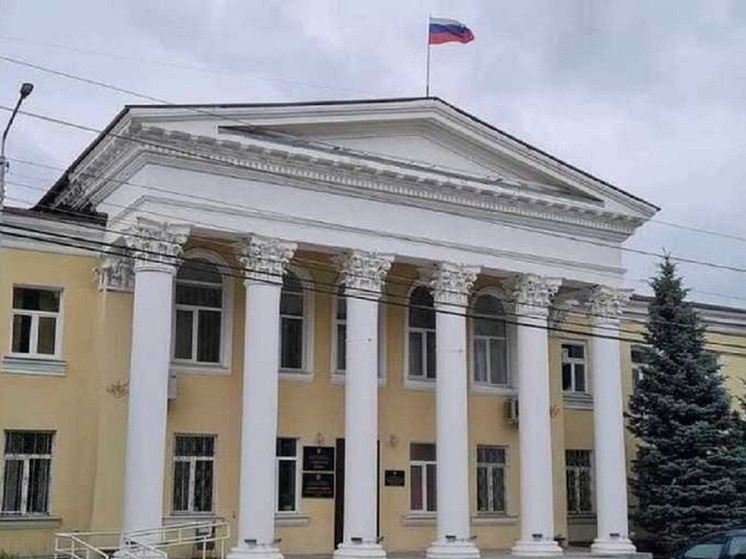 Председатель думы Режевского муниципального округа Николай Бачинин нашел способ отменить решение депутатского большинства, отправившего в отставку начальника контрольного органа Ольгу Бочкареву