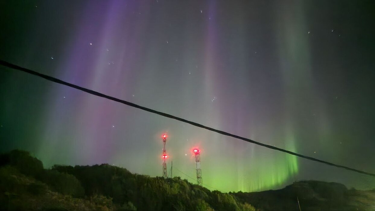 Северное сияние украсило небо над Ямалом: фоторепортаж