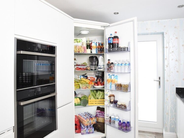 Срок годности истек: какие продукты можно есть без риска для здоровья - не спешите выбрасывать их