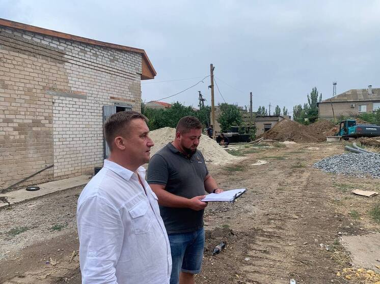 В Акимовском округе Запорожья восстанавливают канализационную насосную станцию