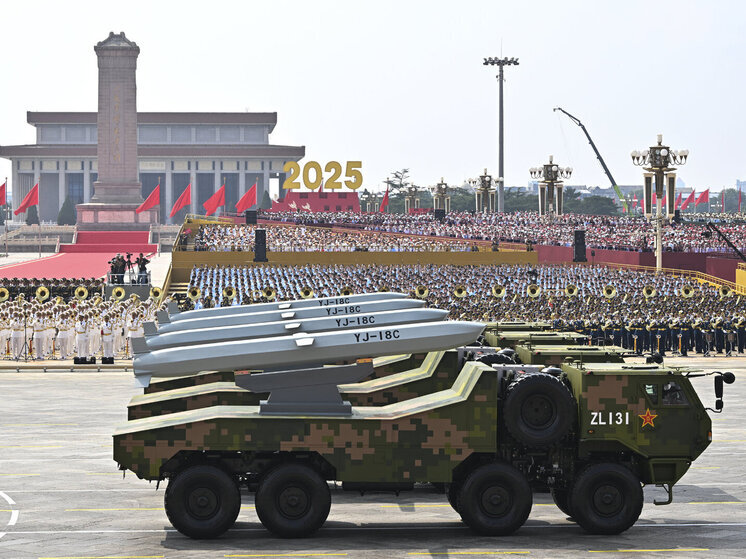 Китай на военном параде в Пекине представил свои стратегические силы