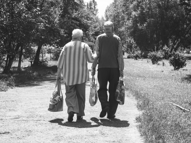 Калужанам рассказали, как замедлить старение и дожить до 100 лет