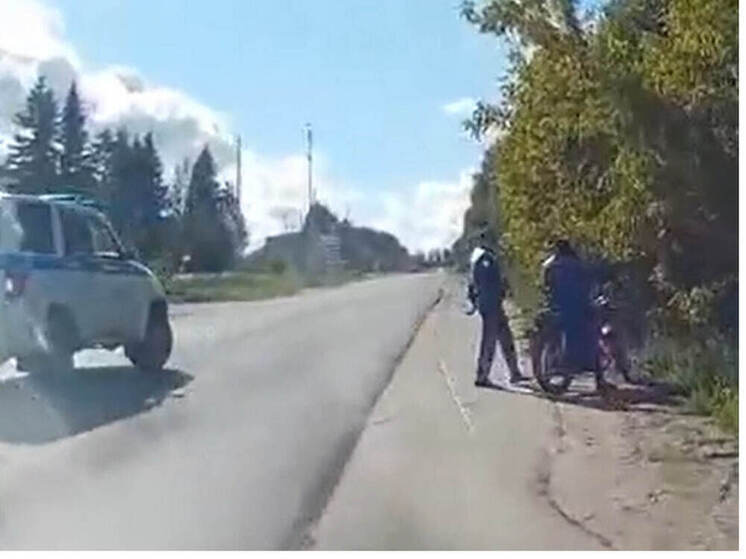 Не надевший шлем мотоциклист в Марий Эл получил штрафы и лишился транспорта