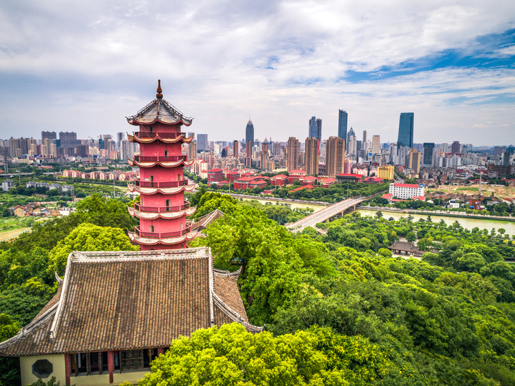 Российские туристы застряли в Китае из-за долга туроператора перед партнёрами