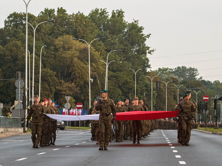 Минобороны Польши сообщило о крупных закупках вооружения