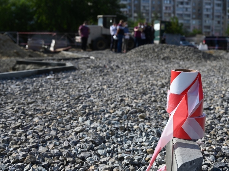 В Челябинске дорожные рабочие напали на пешехода