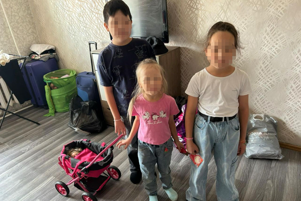 Плакал и просил вернуть маме: как скандал спас троих детей в Якутии