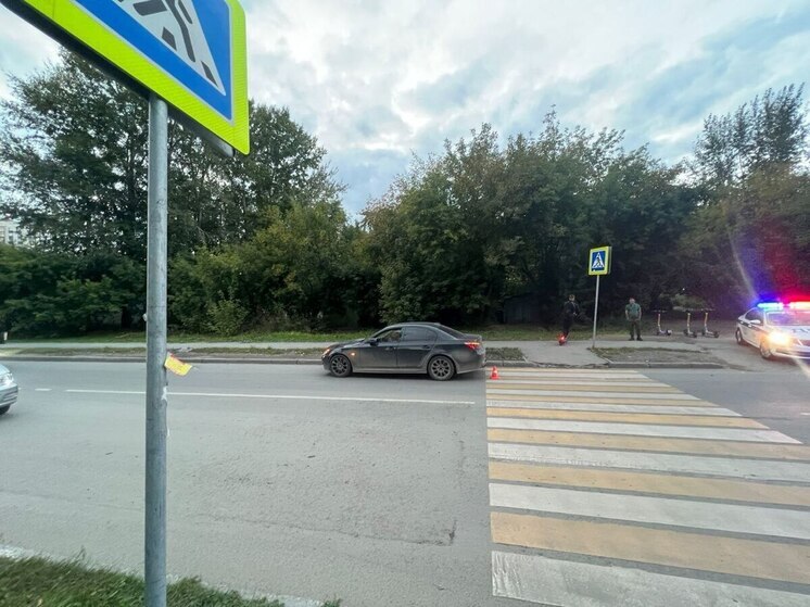 В Новосибирске BMW сбил 11-летнюю девочку на пешеходном переходе