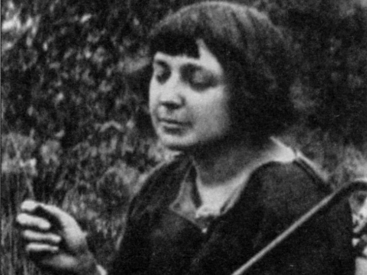 Не надо было Марине Ивановне возвращаться из Франции в советскую Россию