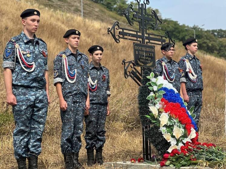 В Кисловодске почтили память жертв террористических атак 2003 года