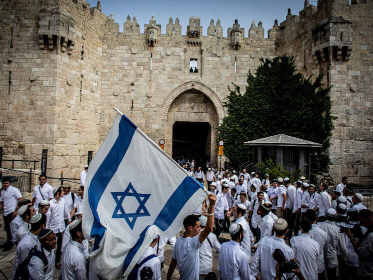 Хуситы заявили, что впервые атаковали ракетой цель в Западном Иерусалиме