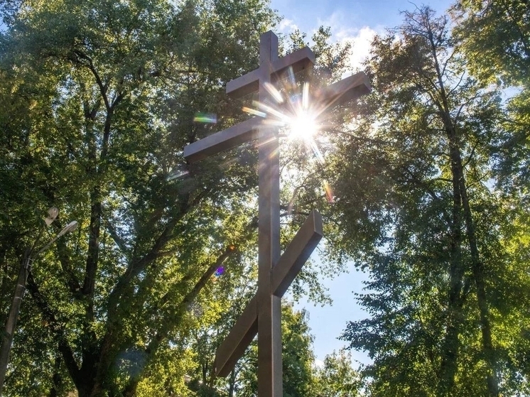 В Смоленске открыт Сквер памяти героев СВО