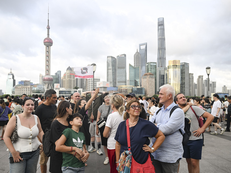 Кондратьев: ожидать “взрывного” роста турпотока из РФ в Китай после введения безвиза не стоит