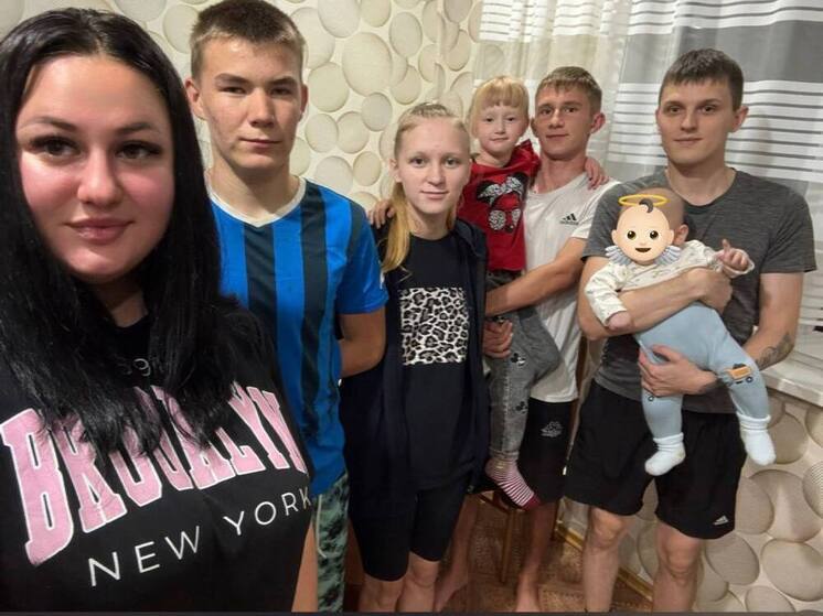 В Бурятии специалист органа опеки и попечительства воспитывает приемных детей