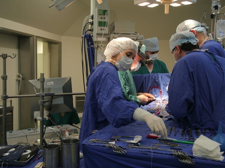 103-летней пациентке заменили тазобедренный сустав