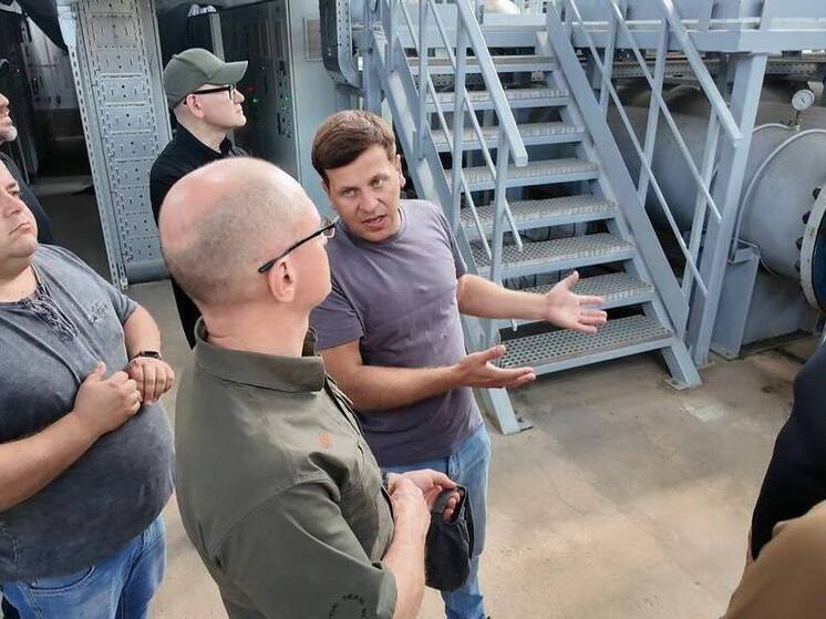 Кириенко посодействует капремонту спортивной школы в ЛНР