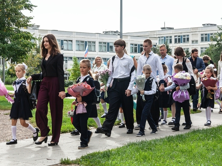 Педиатр Денисова объяснила, как школьникам избежать переутомления во время учебы