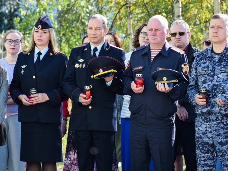 В НАО почтили память жертв терроризма и героев второй мировой