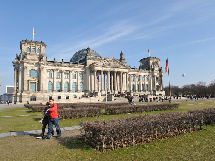 Bild: не менее 16 кандидатов от разных партий умерли перед выборами в ФРГ