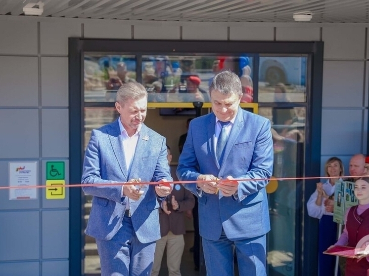 Пасечник и Хабров открыли новый офис фонда «Защитники Отечества» в Луганске