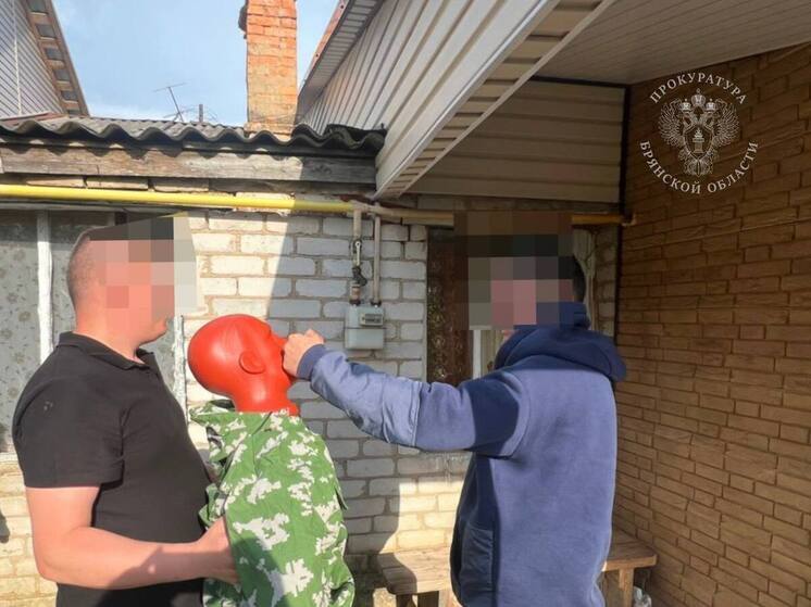 Жителя брянского поселка Дубровка осудят за убийство знакомого