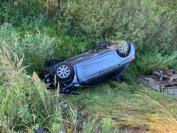 В Шумячском районе «Ситроен» догнал трактор