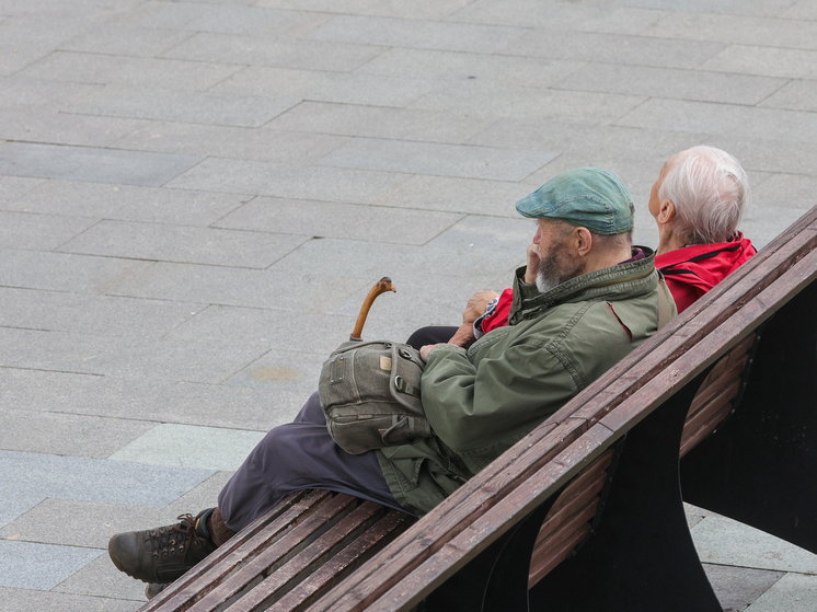Neurology: лишний вес в некоторых случаях защищает от деменции