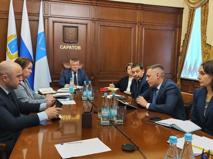Глава Саратова потребовал разобраться со сдвигающимися сроками отключения горячей воды