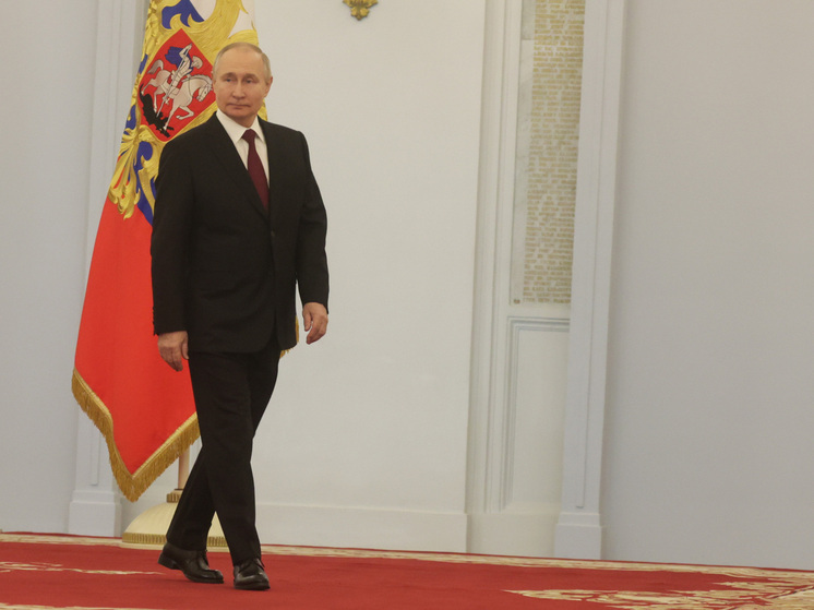 Putin disse que concordou com Trump em falar por telefone se necessário