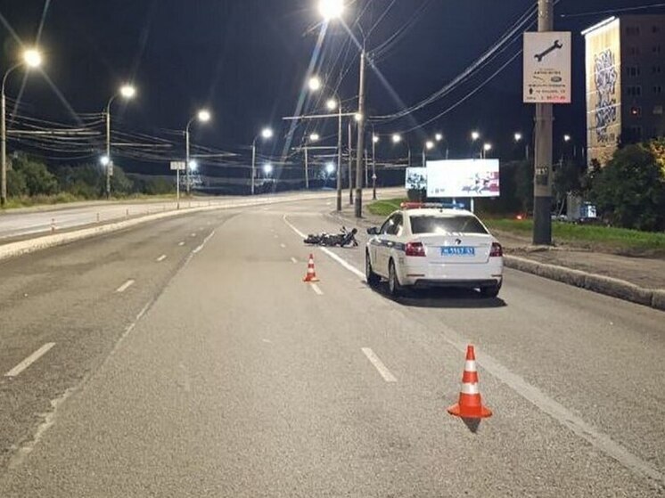 В Североморске Kia сбила девушку у перехода
