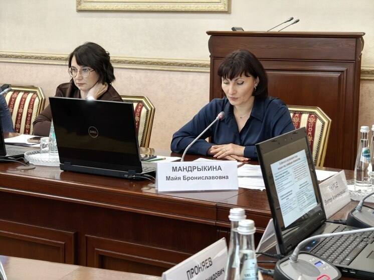 Сохранять зарплату матерям с неполным рабочим днем предложил воронежский Минтруд