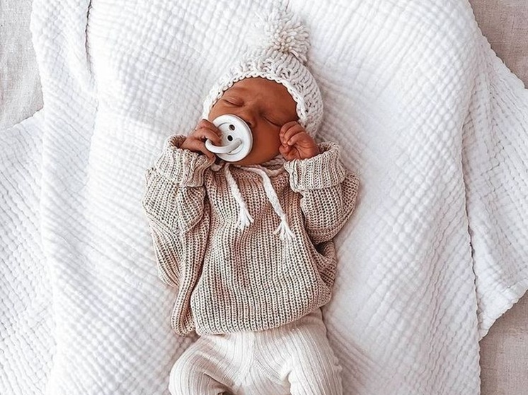 В Пскове за август родились четыре двойни