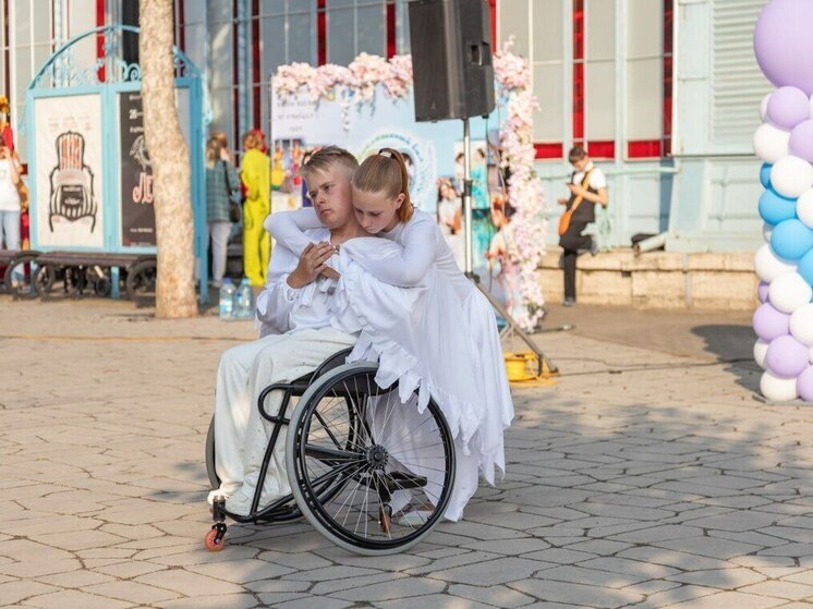 Инклюзивный бал «Вдохновение» в пятый раз собрал в Пятигорске творческие коллективы региона