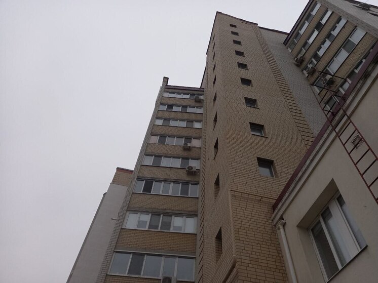 В Саратове подрядчик причинил собственникам дома ущерб на 1 млн рублей