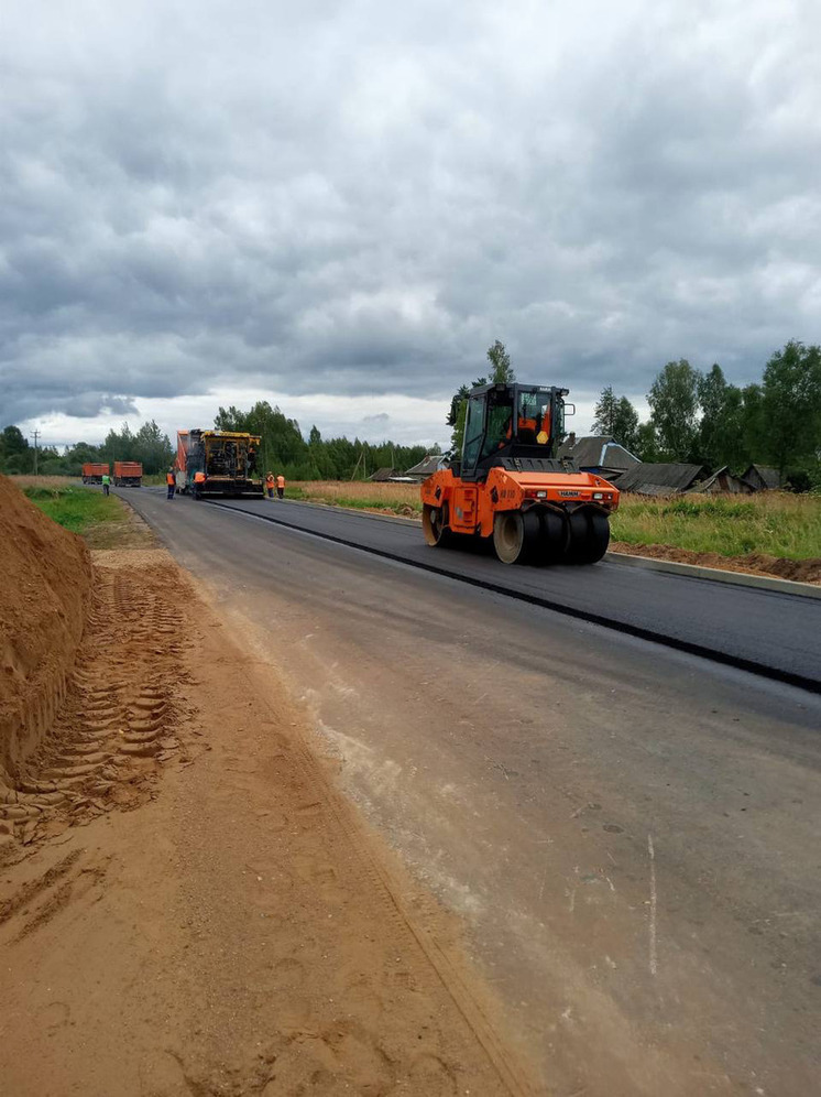 В Ельнинском районе продолжаются ремонтные работы