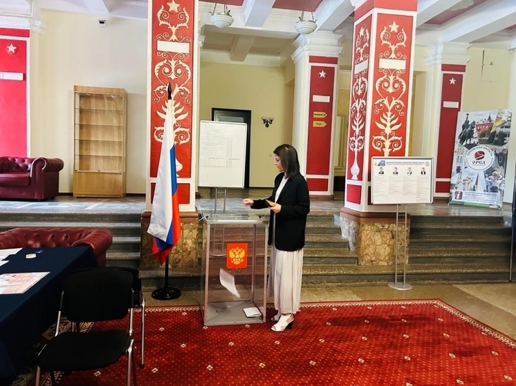 В Орле открылся избирательный участок для курян