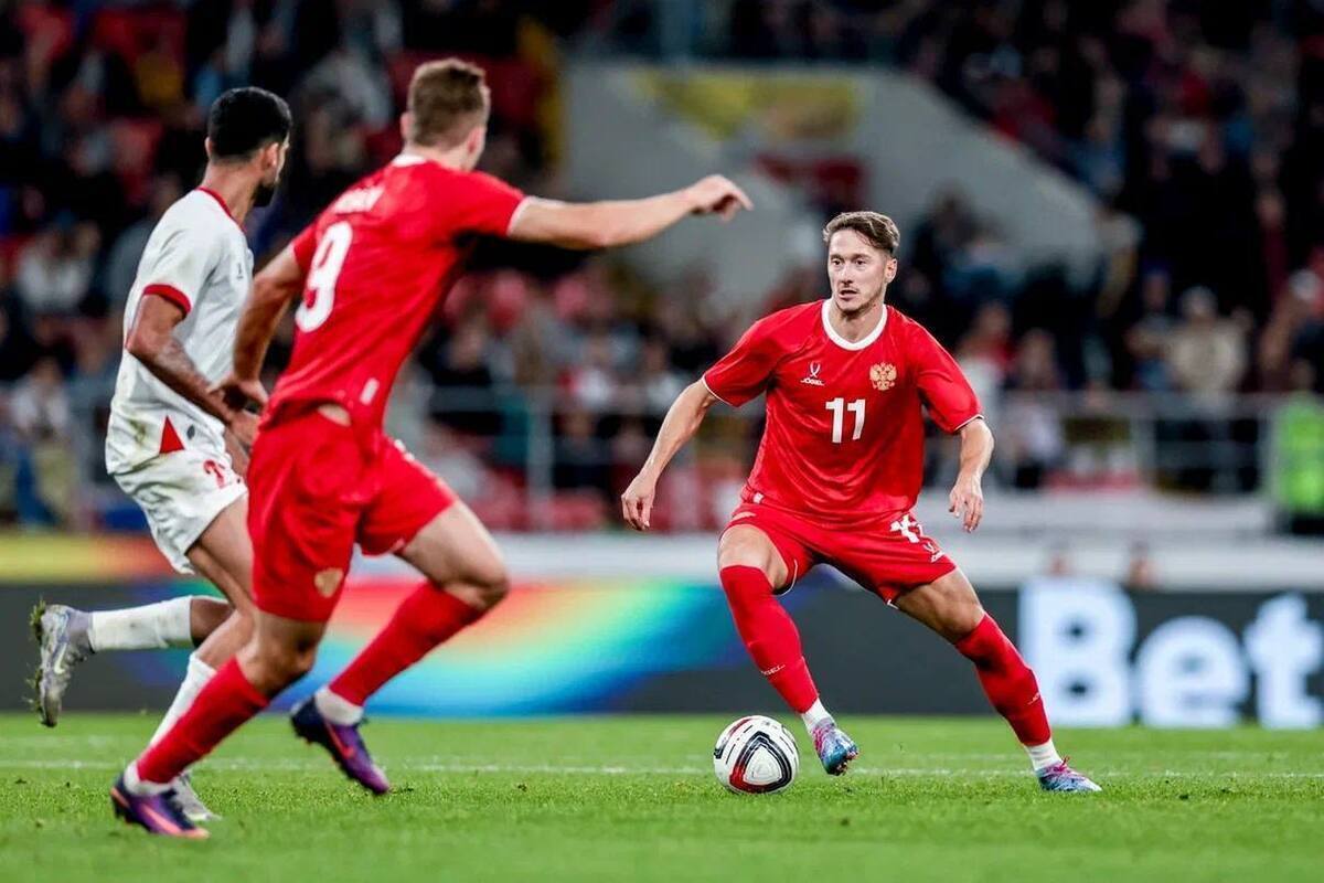 Полузащитник сборной России уже настроился на встречу с Катаром