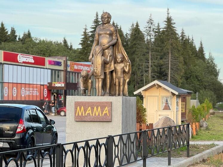 В Вельске открыли новый арт-объект, вызвавший жаркие споры