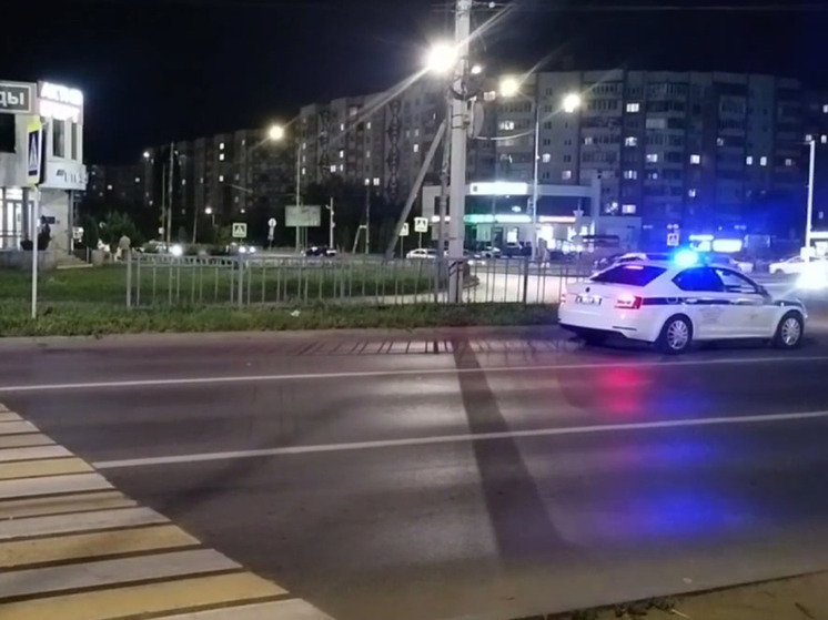 В Курске «Лада Гранта» сбила девушку на пешеходном переходе