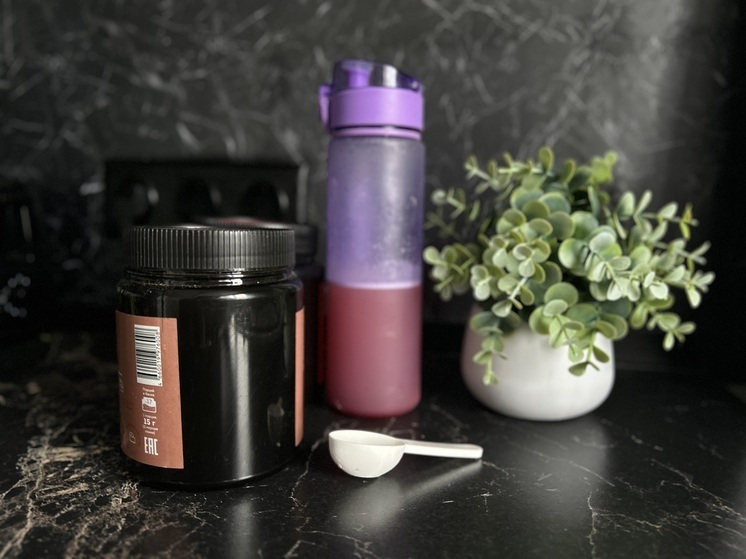 Фитнес-тренер Манихин посоветовал сочетать биодобавки с правильным образом жизни