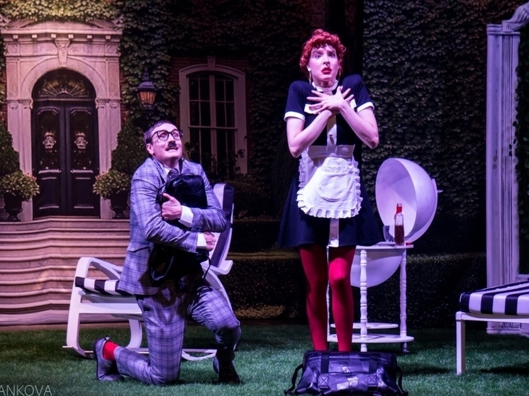 Смоленский камерный театр представит комедийный спектакль «Рога с плеч, или развод по-английски»