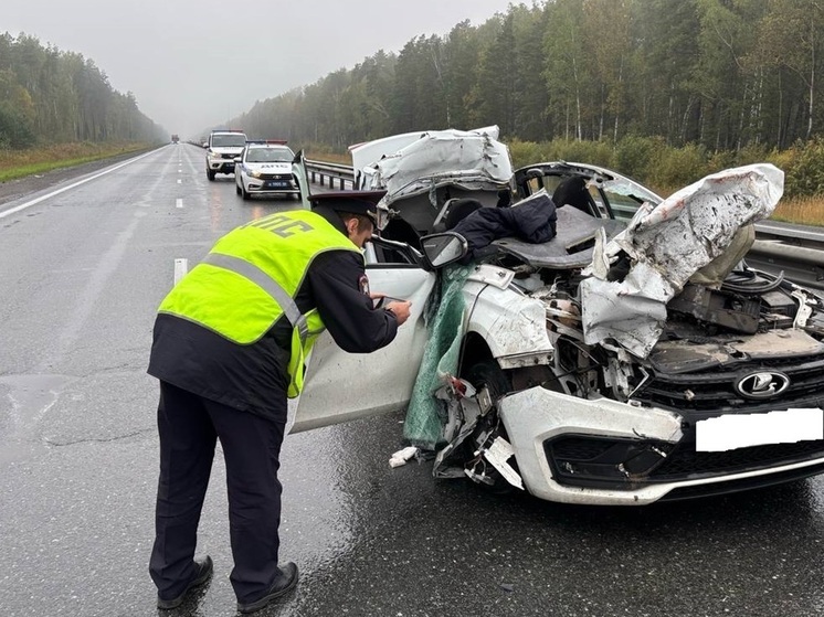 Пятеро жителей Башкирии пострадали в ДТП с фурой на Тюменском тракте
