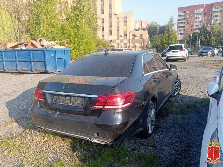 Автомобиль петербургского коммерсанта превратился в бандитский «мерин»
