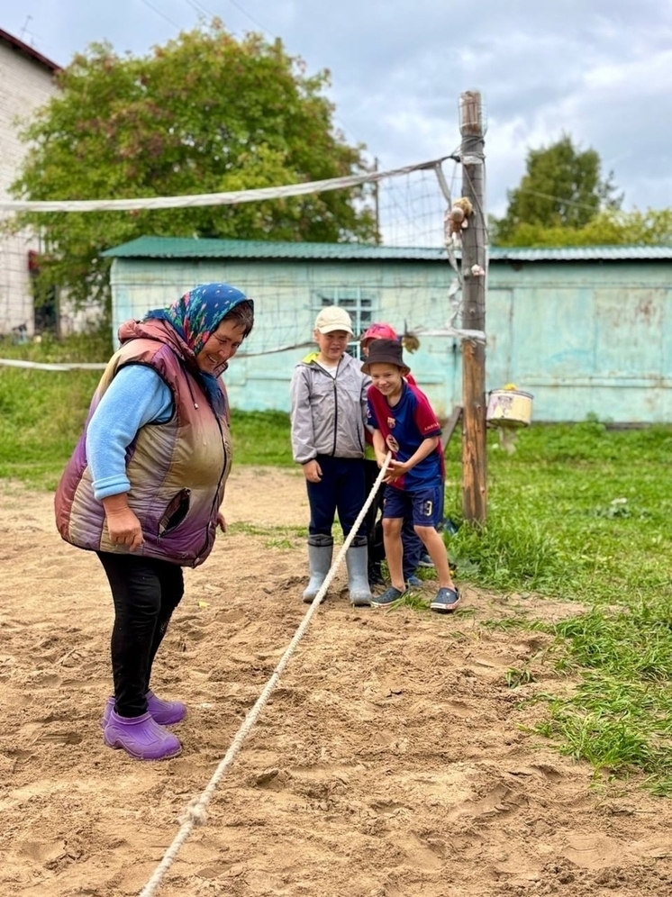 В Анашкино весело проводили лето