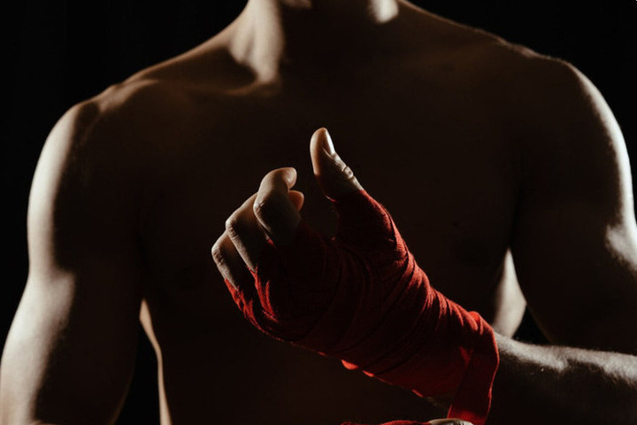 Российский боец ММА Фахретдинов одержал шестую победу в UFC