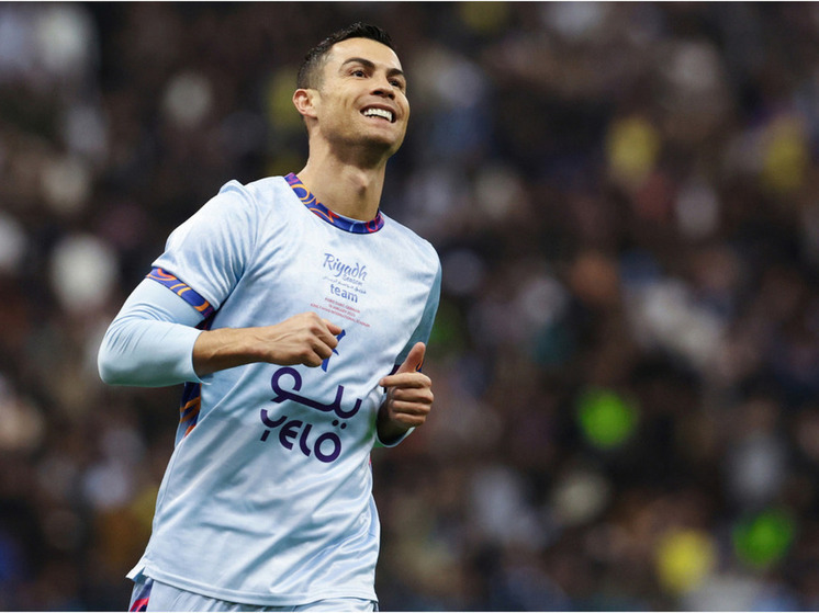 Ronaldo, de 40 anos, marca contra a Armênia e estabelece recorde mundial